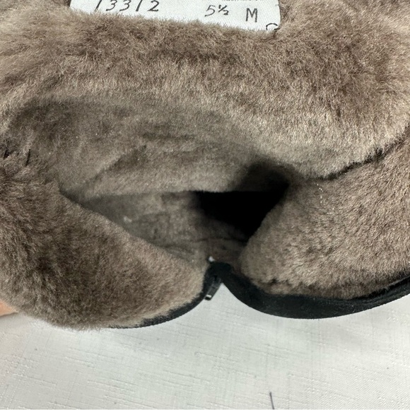 La Canadienne Women’s size 5.5 Black Suede Wedge Boots - Picture 14 of 16